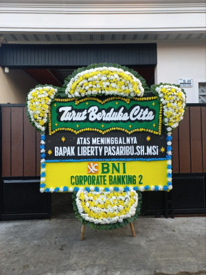 Papan Bunga Duka di Lubuk Buaya